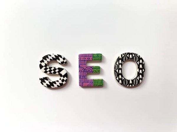Principaux services proposés par les agences SEO