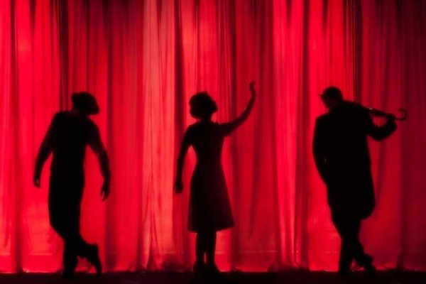Les pièces de théâtre contemporain qui bousculent les codes