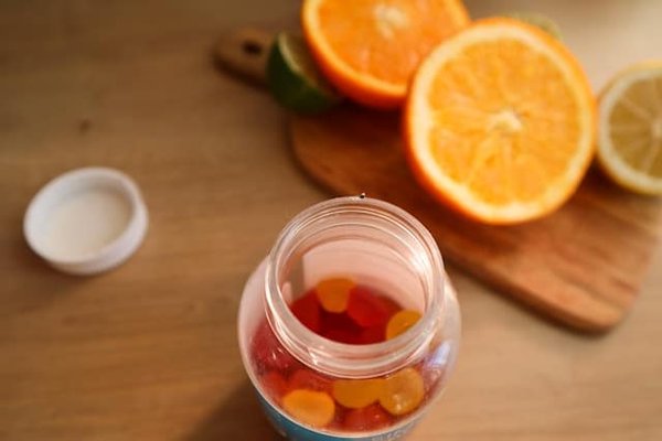 Quelles sont les vitamines, les minéraux et le nombre de calories présents dans un œuf dur?